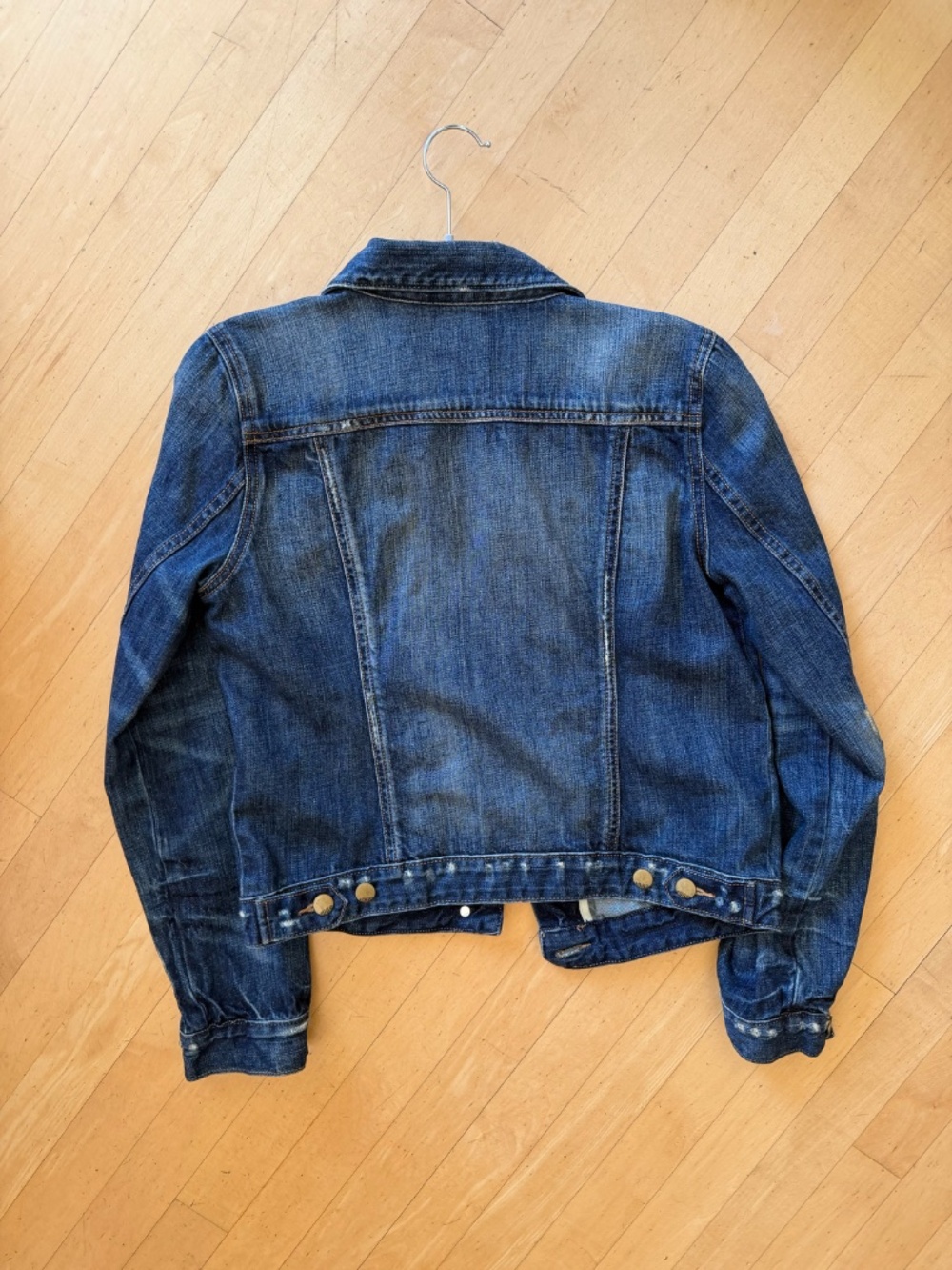 Gap 1969 lightly distressed jean jacket, M, LG1354 - Picture 2 of 3